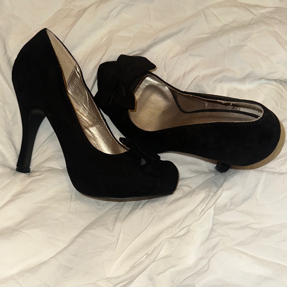 Qupid Black Suede Heels with Bow Accent